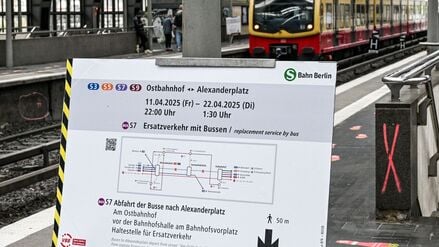Die Kernsanierung des Ostbahnhofs ist weitgehend abgeschlossen. Dafür stehen 2026 an anderen Bahnhöfen Arbeiten an. (Archivbild)