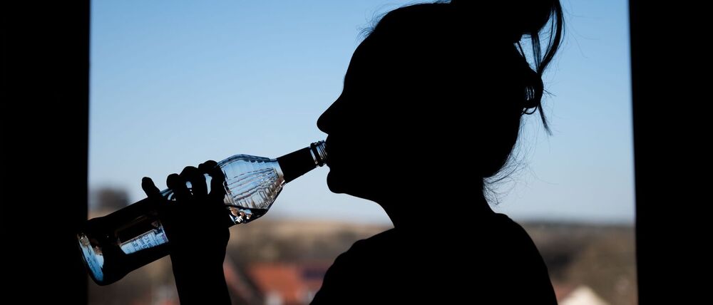 Frauen gehören zu jenen Gruppen, die eher mehr statt weniger trinken.