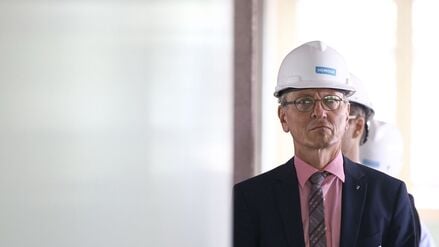 Der SPD-Politiker Christian Gaebler (SPD) ist seit 2023 Bausenator in Berlin. (Archivbild)   