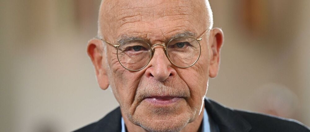 Günter Wallraff hat an Weihnachten ambivalente Gefühle: Er meidet Konsum, aber er schätzt die eigentliche Bedeutung des Festes. (Archivbild)