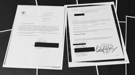 In diesem vom US-Justizministerium freigegebenen Dokument ist zu sehen, dass die New Yorker Grand Jury Vorladungen zu den Ermittlungen gegen Jeffrey Epstein und Ghislaine Maxwell erlassen hat.