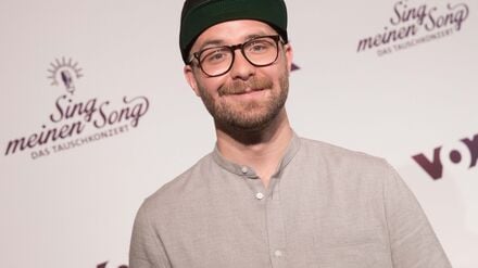 Öffentlich zeigte sich Mark Forster bislang stets mit Kappe. (Archivbild)