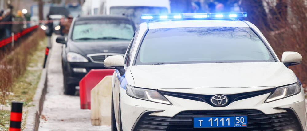 Dieses Archivfoto zeigt Polizeiwagen in Moskau.