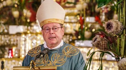 Der Vorsitzende der Deutschen Bischofskonferenz, Georg Bätzing, warnt in seiner Weihnachtspredigt vor „egoistischem Nationalismus“. (Archivbild)