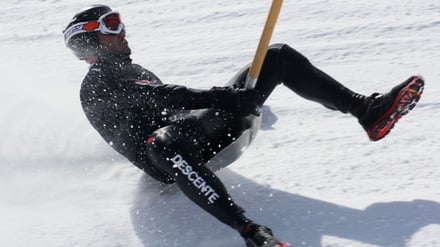 Auf die Schaufel fertig los! Beim Shovel Racing werden Geschwindigkeiten von bis zu 100 km/h erreicht.