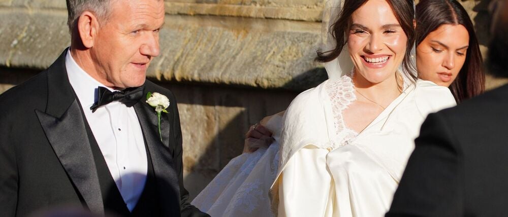 Der Starkoch hat sich am Hochzeitstag seiner Tochter als stolzer Papa präsentiert. 