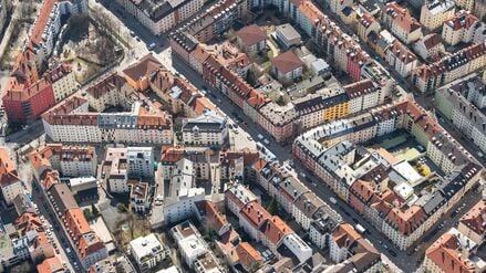 Die Immobilienpreise ziehen wieder an, in Metropolen wie hier in München bleibt die Lage angespannt.