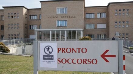 Eine Mutter und ihre Tochter starben mutmaßlich an einer Lebensmittelvergiftung nach einem Weihnachtsessen (Symbolbild).