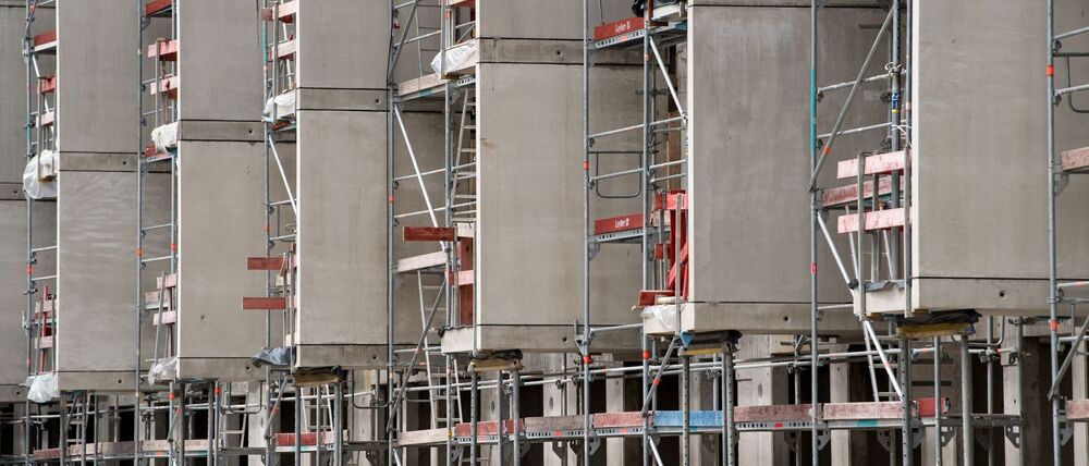 Wer in München eine Eigentumswohnung kaufen will, blutet finanziell auch als Besserverdiener. Im deutschlandweiten Schnitt jedoch ist der Kauf einer Wohnung laut Interhyp bezahlbarer geworden. (Symbolbild)
