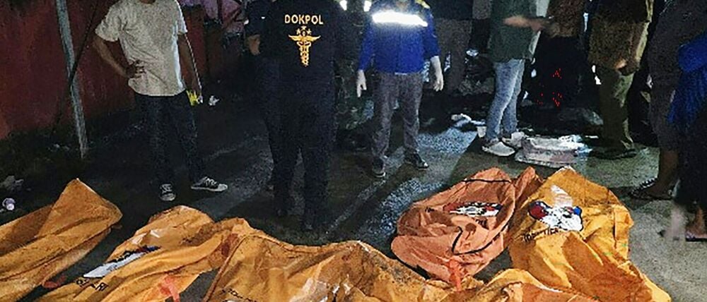 Für 16 Menschen kam jede Hilfe zu spät.