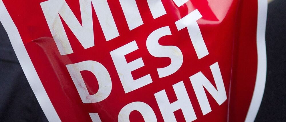 Am 1. Januar steigt der Mindestlohn auf 13,90 Euro. (Archivbild)