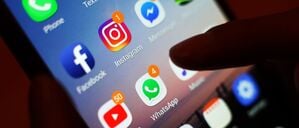 Malaysia will die Altersbeschränkung zunächst in einer Testphase erproben. (Symbolbild)