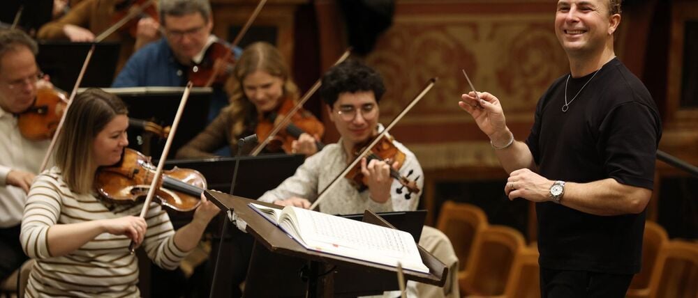 Der Kanadier Yannick Nézet-Séguin dirigiert erstmals das Neujahrskonzert aus Wien