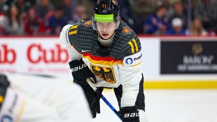 David Lewandowski verliert mit dem deutschen Team bei der U20-WM auch gegen Schweden.