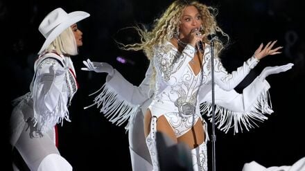 Auch der Auftritt bei der NFL ließ laut „Forbes“ Beyoncés Vermögen wachsen. (Archivbild)