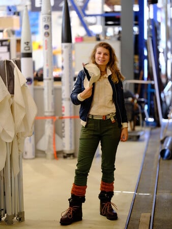 HANDOUT - Das undatierte Foto zeigt die deutsche Forscherin Rabea Rogge. Rogge könnte als erste deutsche Frau ins All reisen - an Bord einer US-amerikanischen Falcon-9-Rakete von SpaceX und als Mitglied der kommerziellen Mission «Fram2». +++ dpa-Bildfunk +++