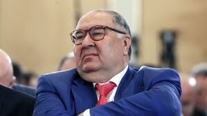 Der russische Oligarch Alischer Usmanow nimmt am Kongress der Russischen Union der Industriellen und Unternehmer (RSPP) teil. Die Staatsanwaltschaft München II hat ein Verfahren gegen Usmanow gegen Zahlung einer Geldauflage von zehn Millionen Euro eingestellt.