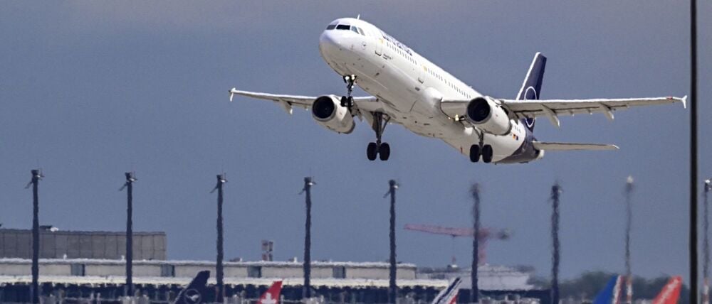 Am Flughafen BER sind die Passagierzahlen 2025 auf 26 Millionen leicht gestiegen. (Archivfoto)