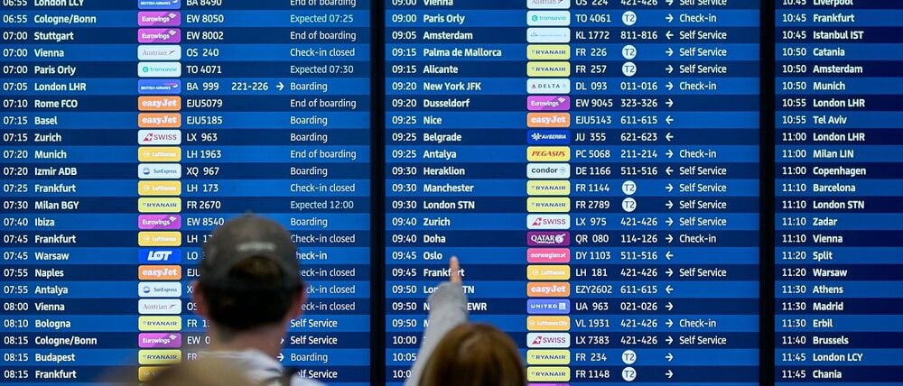 Passagiere sollten sich vor dem Antritt ihrer Reise über ihren Flug informieren. (Archivbild)