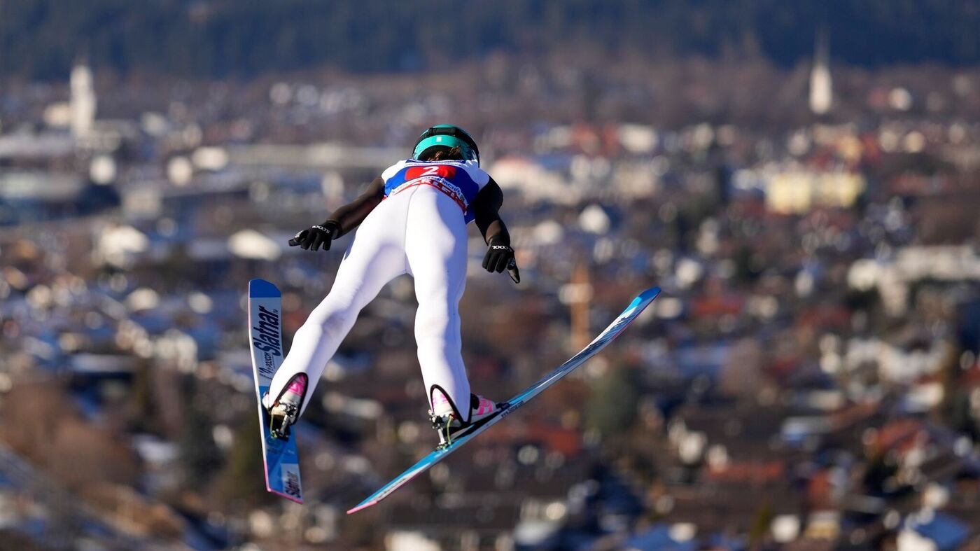 Wettbewerb-an-Silvester-Freitag-bei-Skisprung-Tour-Zweite-Tagessieg-f-r-Prevc