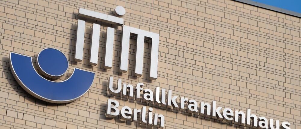 Verletzungen nach Glätteunfällen haben die Notaufnahme des Unfallkrankenhauses an Silvester beschäftigt. (Symbolbild)