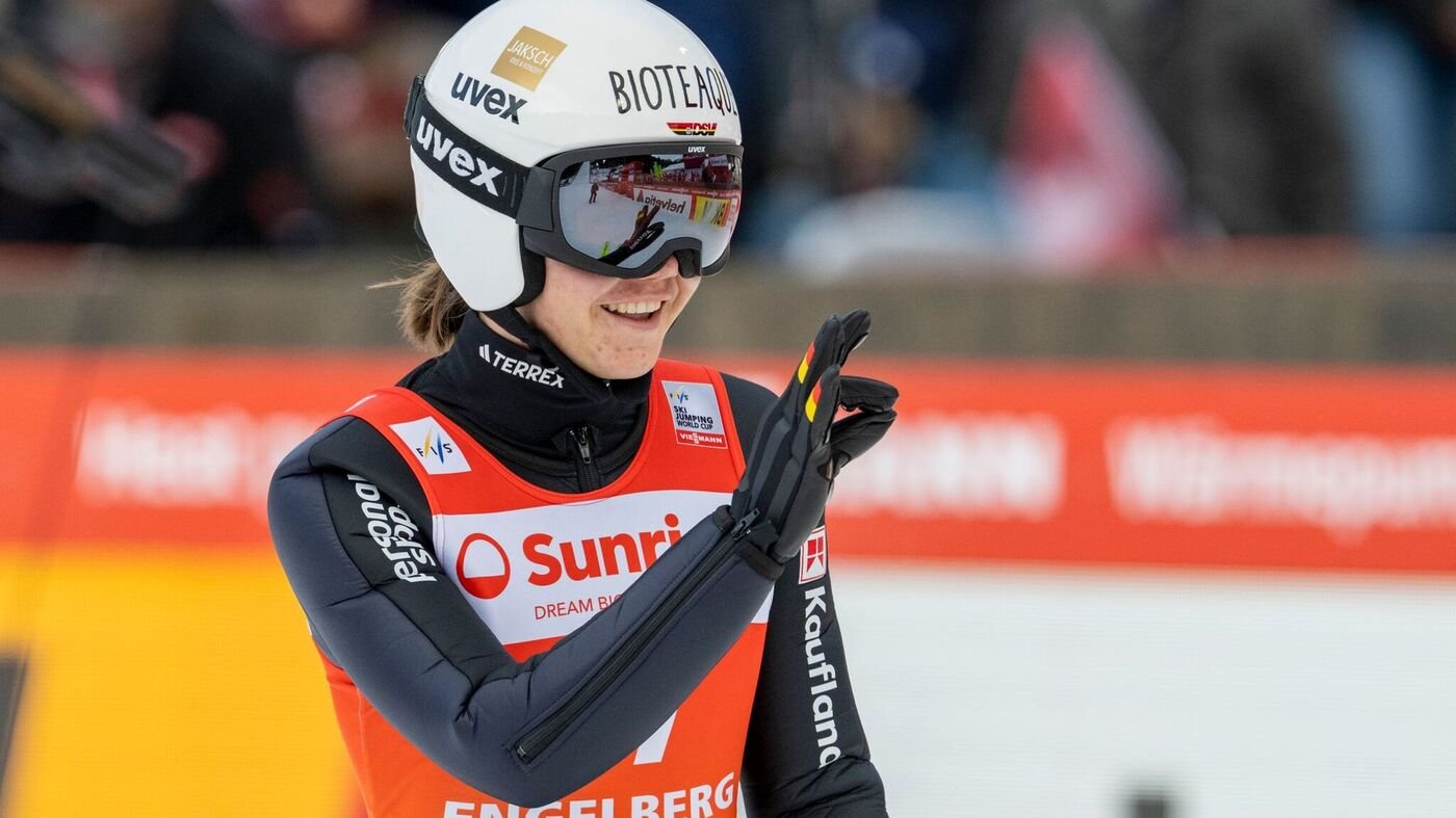 -ein-riesiger-magnet-vierschanzentournee-f-r-frauen-r-ckt-n-her