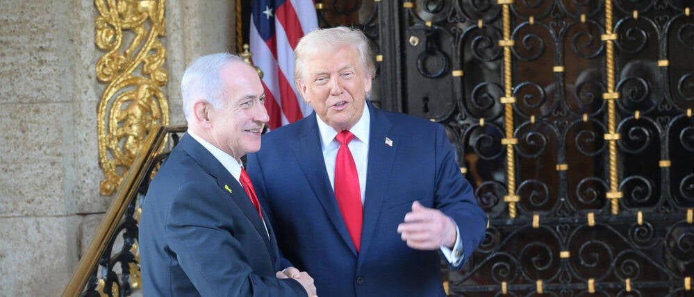 US-Präsident Donald Trump empfängt den israelischen Premierminister Benjamin Netanjahu im Mar-a-Lago-Club in Palm Beach, Florida (Archivbild).