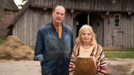 Aus der Stadt raus aufs Land: Für den zweiten Spielfilm zur Vorabend-Serie „Die Kanzlei“ müssen die beiden Anwälte ganz anders anpacken als sonst.