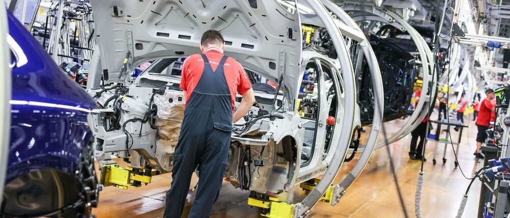 In der Industrie gehen Jobs verloren. (Archivbild)