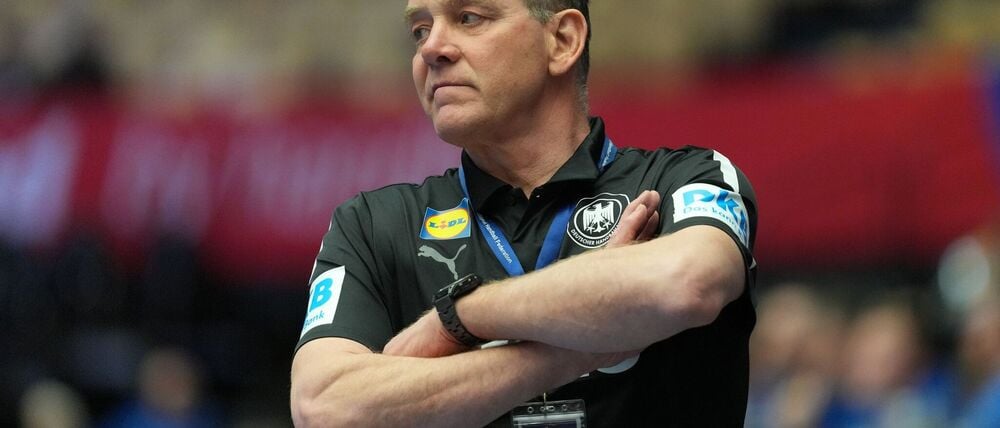 Bundestrainer Alfred Gislason sieht der EM mit großer Vorfreude entgegen. (Archivbild)