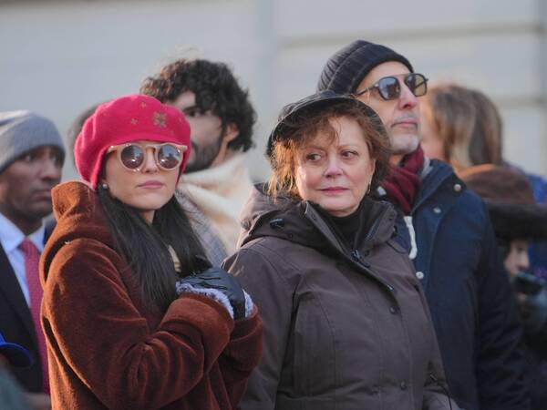 Democrat Zohran Mamdani becomes the first Muslim mayor of New York City NEW YORK, UNITED STATES - JANUARY 1: Democrat Mayor Zohran Mamdani becomes the first Muslim mayor of New York City, with the inauguration ceremony at City Hall, Manhattan, New York City, United States on January 1, 2026. Susan Sarandon center poses as Zohran Mamdani not seen, mayor of New York, speaks after being administered the oath of office during an inauguration ceremony at City Hall in New York, United States, on January 1, 2026. Selcuk Acar / Anadolu New York United States. Editorial use only. Please get in touch for any other usage. PUBLICATIONxNOTxINxTURxUSAxCANxUKxJPNxITAxFRAxAUSxESPxBELxKORxRSAxHKGxNZL Copyright: x2026xAnadoluxSelcukxAcarx