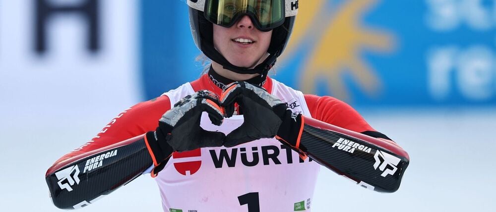 Camille Rast widmet ihren Sieg den Opfern der Feuerkatastrophe von Crans-Montana.