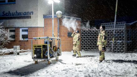 Die Berliner Feuerwehr richtet beim Stromausfall zahlreiche Anlaufpunkte ein.