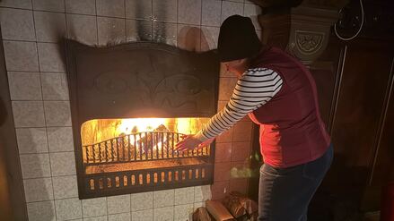 Das THW hat den Kamin im alten Rathaus Wannsee wieder aktiviert.