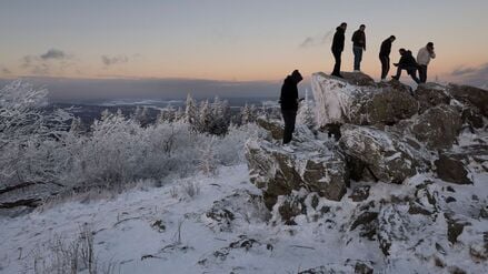 Erst ab Mitte der Woche soll es in Deutschland wieder etwas wärmer werden.