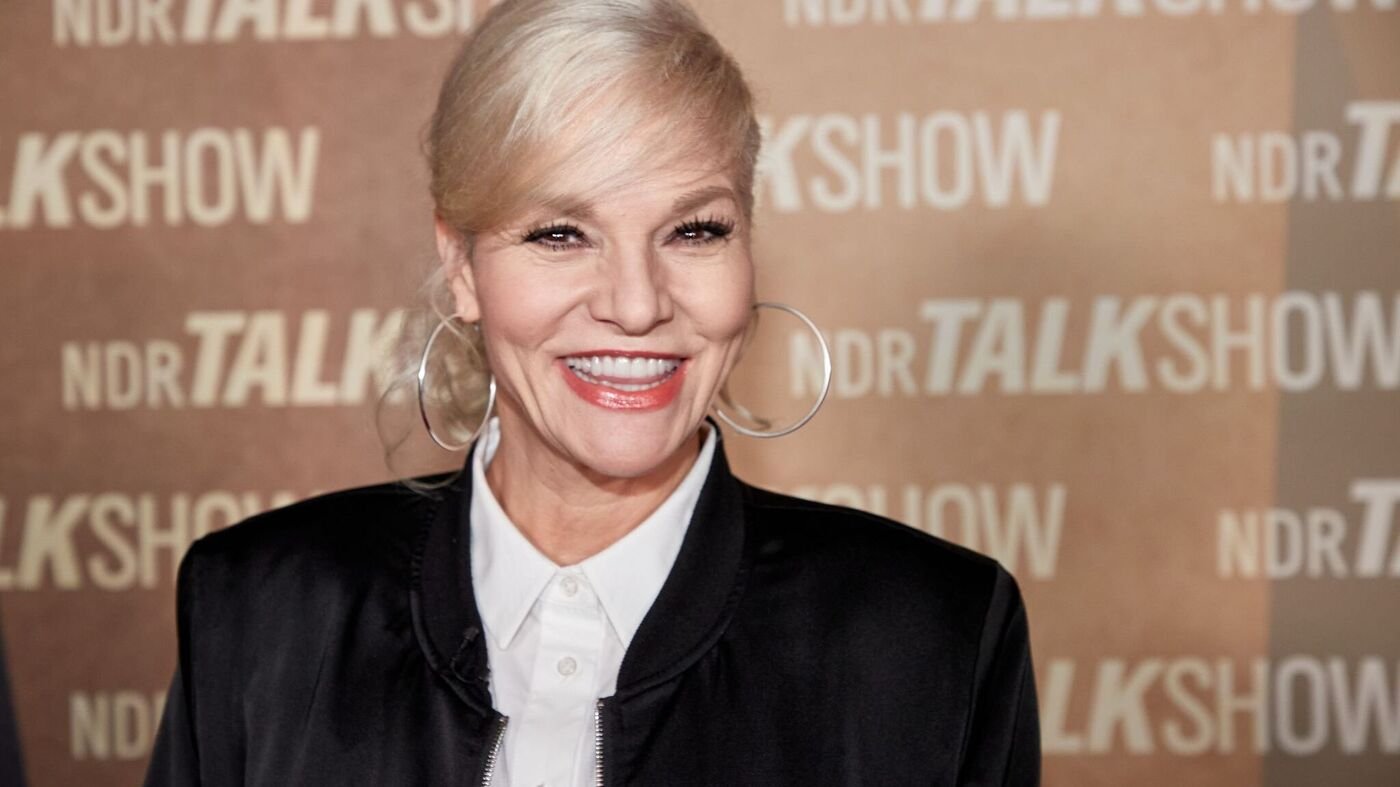 Leute-Ina-M-ller-sammelt-Ideen-f-r-Lieder-in-Steinzeit-Kalender-