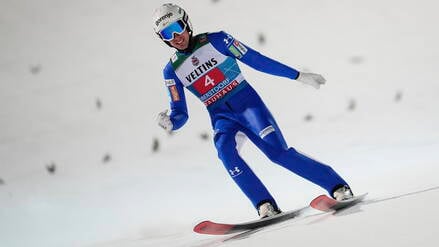 Timi Zajc fiel zweimal bei Kontrollen mit Regelverstößen auf und kassierte dafür eine Rote Karte.