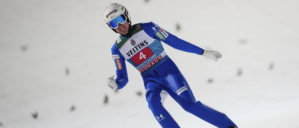 Timi Zajc fiel zweimal bei Kontrollen mit Regelverstößen auf und kassierte dafür eine Rote Karte.