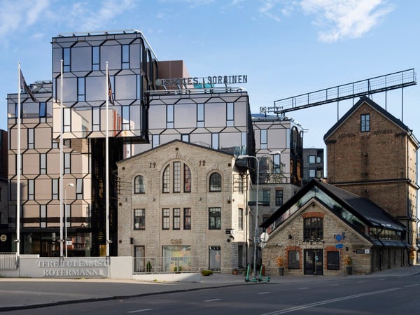 Rotermann City in Tallinn, Estonia., Tallinn, Estonia. July 2022. view of the modern and old buildings in the Rotermann City quarter in the city center., Tallinn, Estonia. July 2022. view of the modern and old buildings in the Rotermann City quarter in the city center., 10.07.2022, Copyright: xsergiodvx Panthermedia31606809.jpg