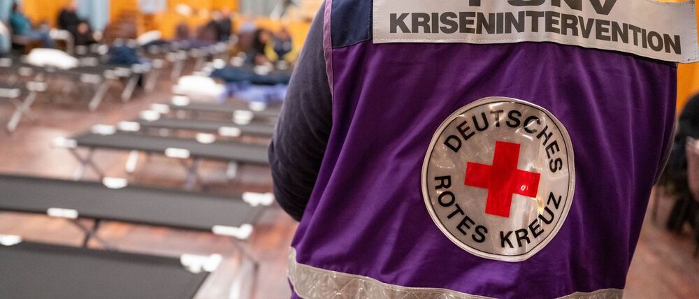 In Notunterkünften können sich Menschen aufwärmen oder übernachten.