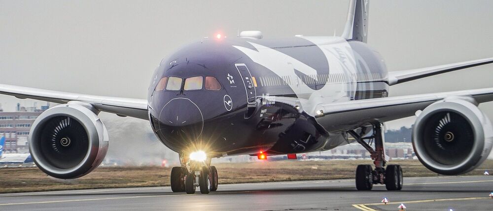 Die Lufthansa schickt zum 100. Jahrestag sechs Jets in einer Sonderlackierung auf die Strecke.