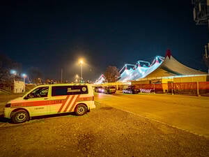 Unglück bei einer Vorpremiere des Weltweihnachtszirkus in Stuttgart.