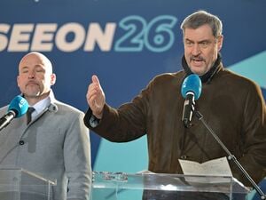 Landesgruppenchef Alexander Hoffmann (links) und der CSU-Parteivorsitzende Markus Söder haben am Dienstag die Klausurtagung in Seeon eröffnet.