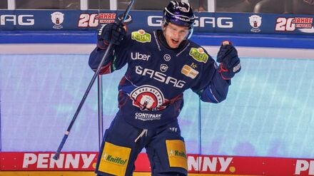 Angreifer Lean Bergmann erzielte das 2:1 der Eisbären Berlin beim Auswärtssieg in München. (Archivbild)