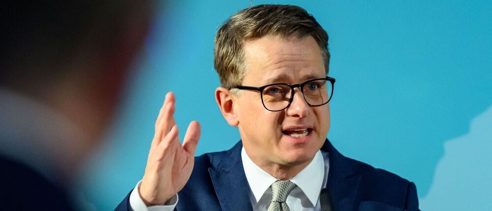 Carsten Linnemann, CDU-Generalsekretär, spricht auf dem 38. Landesparteitag der CDU Brandenburg.