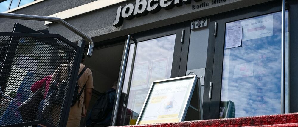 Die Arbeitslosigkeit in Berlin ist im Dezember leicht zurückgegangen. (Archivbild)