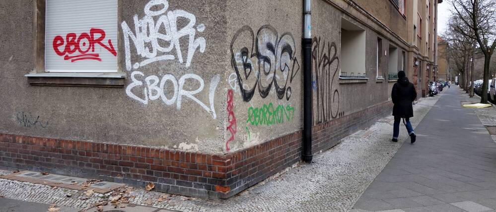 Ein Wohnblock im Wedding: Der Senat will überraschend ein Unterstützungsangebot für Mieterberatungen kündigen.