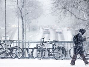 Winterchaos auf dem Arbeitsweg.