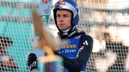 Andreas Wellinger blickt sorgenvoll auf seine eigene Leistung und den deutschen Sprung-Nachwuchs.