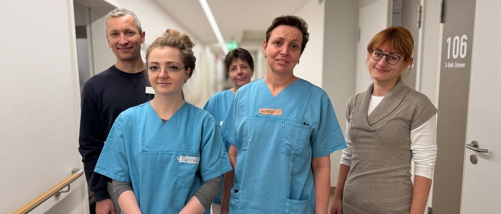 Ein Teil des Hospiz-Teams in der Notunterkunft im Immanuel Krankenhaus (von links): Sozialarbeiter Jakob Eger, Veronika, Ramona und Astrid vom Pflegeteam, Physiotherapeutin Maria Münzer.